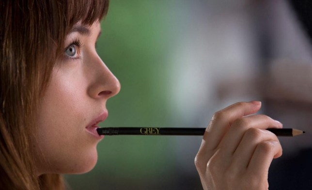 hr_Fifty_Shades_of_Grey_11