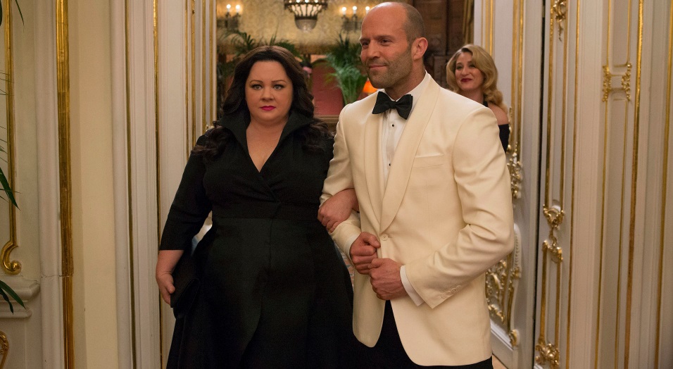 Melissa McCarthy and Jason Statham in a scene from the motion picture 